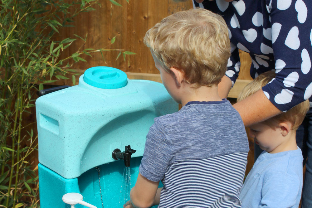 How handwashing helps preschool teachers stay healthy at this time of year