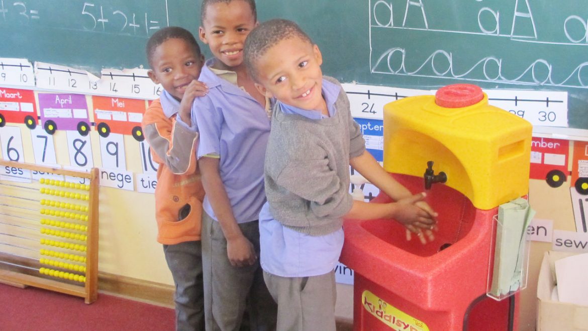 Preschool: this is how you make hand washing available to children – even when they’re outdoors!