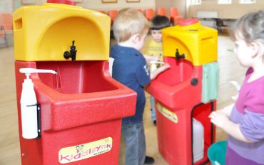 Parents and carers – encourage hand washing as kids go back to school